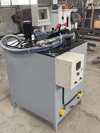 Изоляционный бак для переработки воска