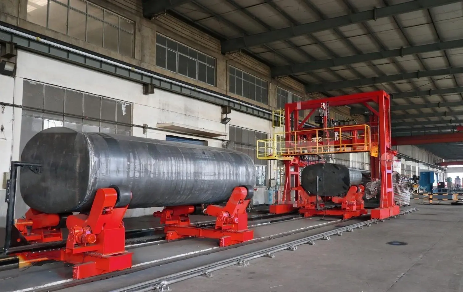 Комплекс автоматизированной сварки кольцевых швов обечаек цистерн для ГСМ чемоданного типа