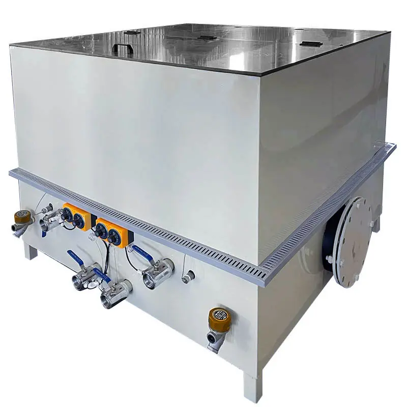 Изоляционный бак для переработки воска