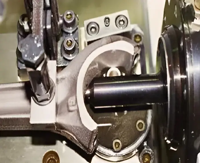 Применение станка GDM1-204 в сверлении масляных каналов шатуна