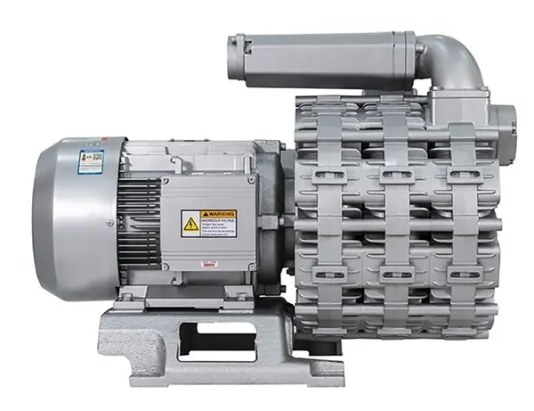 Трехступенчатый компрессор низкого давления