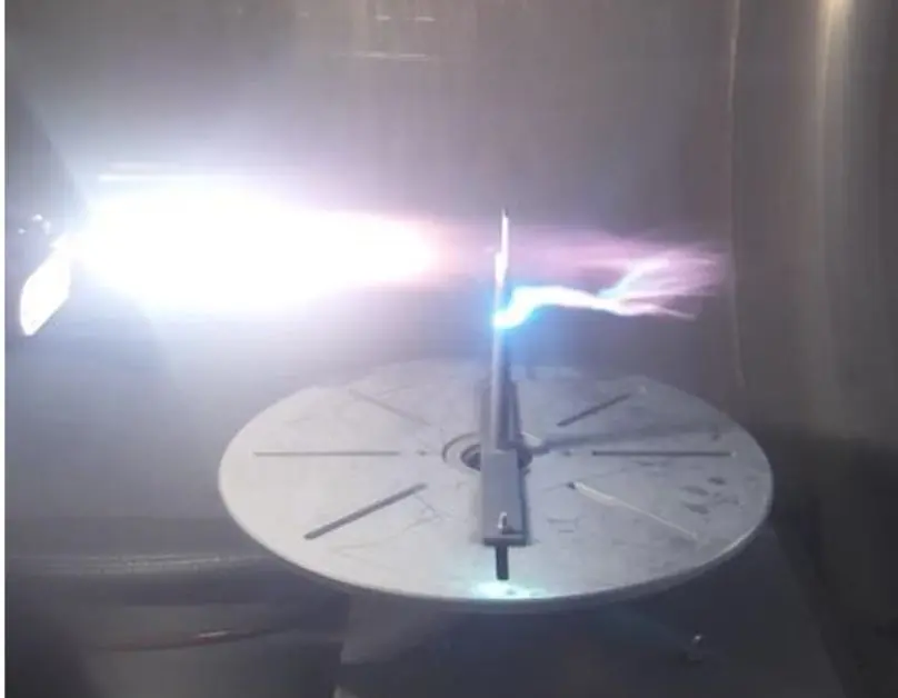 Процесс напыления в вакууме