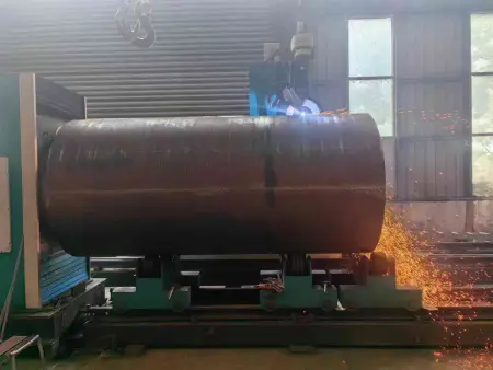 Станок для резки крупногабаритных труб