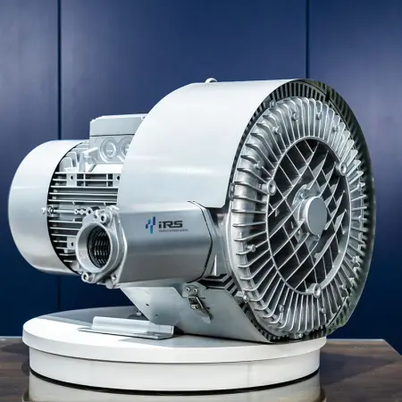 Воздуходувка двухступенчатая IRV-X004-047 (320 м³/ч, 4,3 кВт)