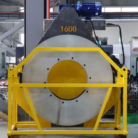 AWP-HM-1600AH PRO Аппарат для стыковой сварки HDPE 1200-1600 мм с гидравлическим приводом и блокировкой