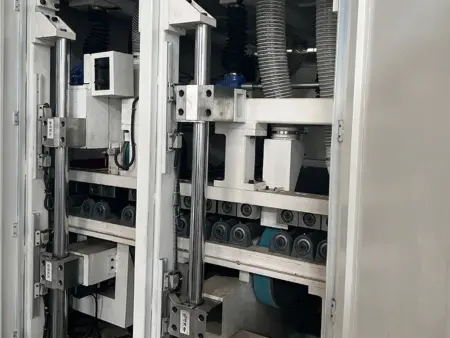 Серия BS - станок для снятия шлака, грата и фасок с листов средней толщины