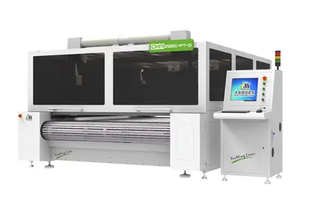 2100 х 2500  СО2 лазерный станок, предназначенный для серийного раскроя подушек безопасности для автомобилей CMA2125C-FT-D