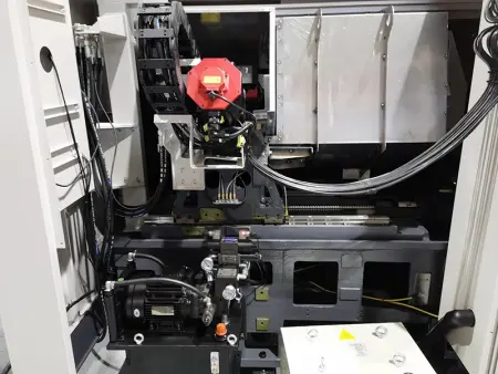 Токарный станок с наклонной станиной с ЧПУ IRT-iT 35L