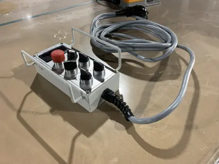 Проводной пульт управления 2