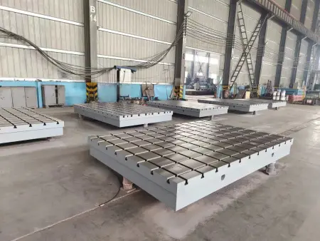 Монтажная плита с Т-пазом 1000х1000 мм