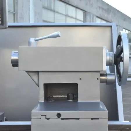 Токарный станок IRE-X003-120, длина изделия до 2000 мм