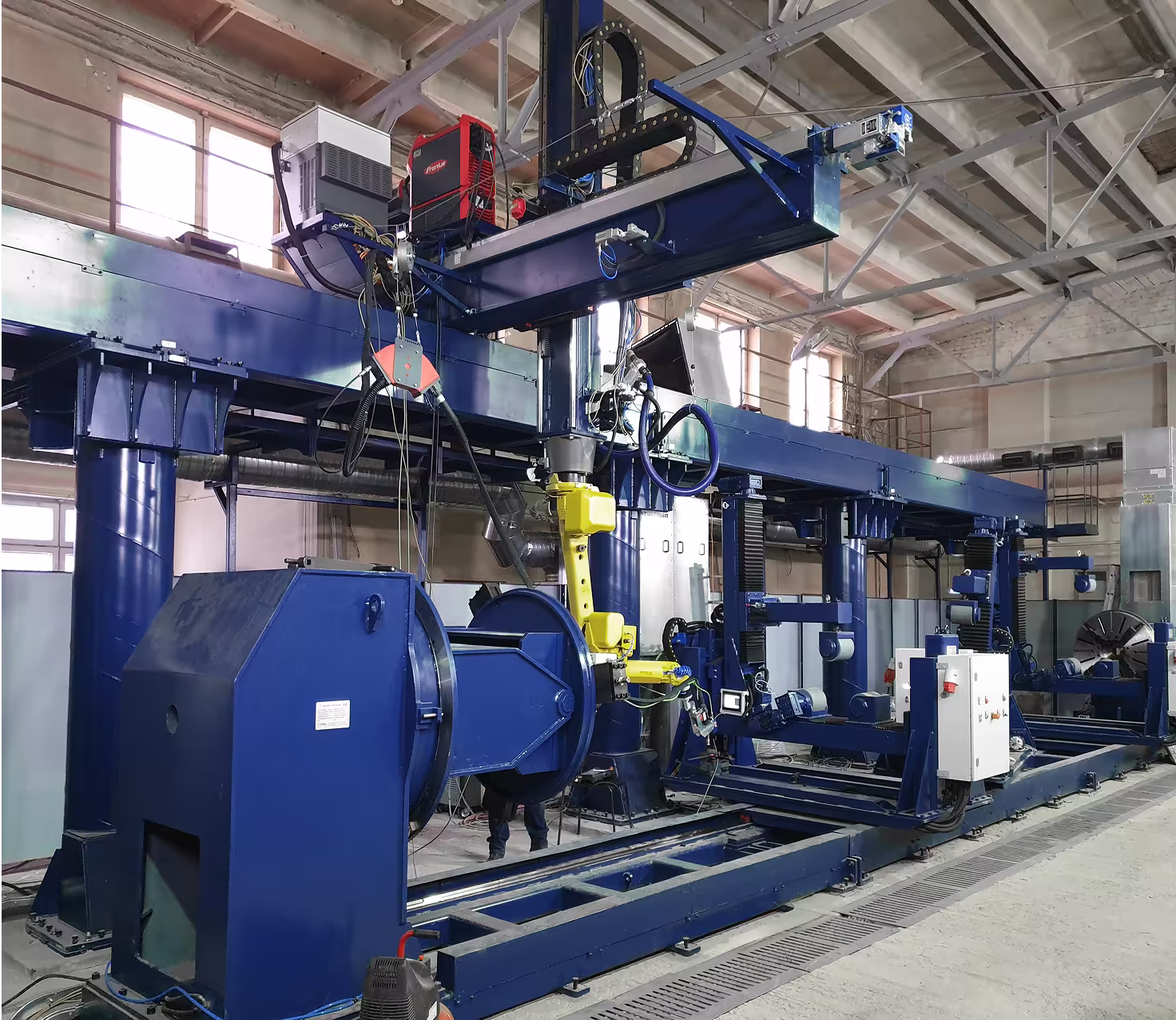 Роботизированный комплекс по изготовлению стальных трубопроводов