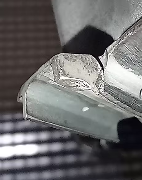 Пример лазерной наплавки. Ремонт зуба лопатки порошковой наплавкой 1