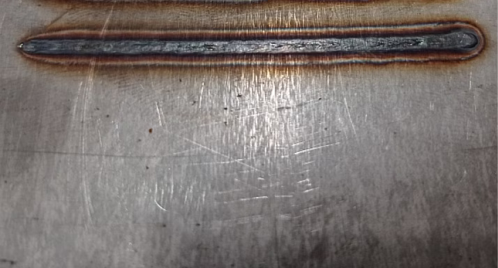 Лазерная сварка 1300 Вт с присадкой. Нержавеющая сталь 1 мм Лицевая сторона шва 1