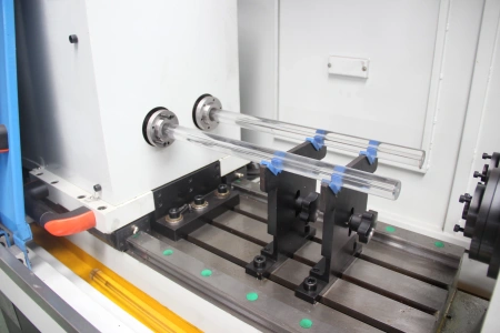 Станок для ружейного сверления глубоких отверстий GDM1-204