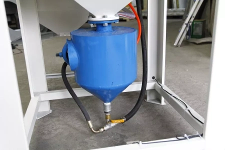 Дробеструйная камера напорная DS-9-1-P