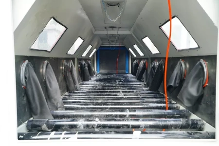 Пескоструйная камера напорная с четырьмя станциями DS-28-3PT